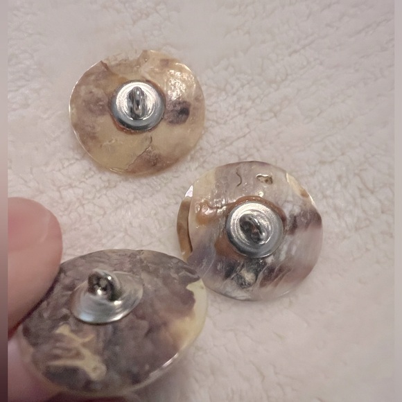 Vintage Mother of Pearl Buttons Lot - Picture 4 of 5